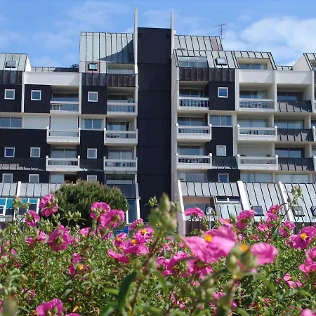Avec Balcon Et Parking, Pres Du Port - Fr-1-551-20